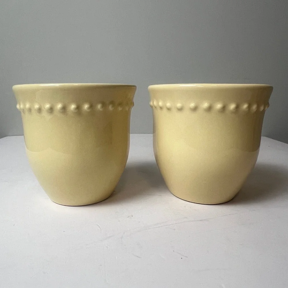 Pottery Barn Emma Coffee Mug Set of 2 Yellow Beaded Stoneware Portugal Farmhouse